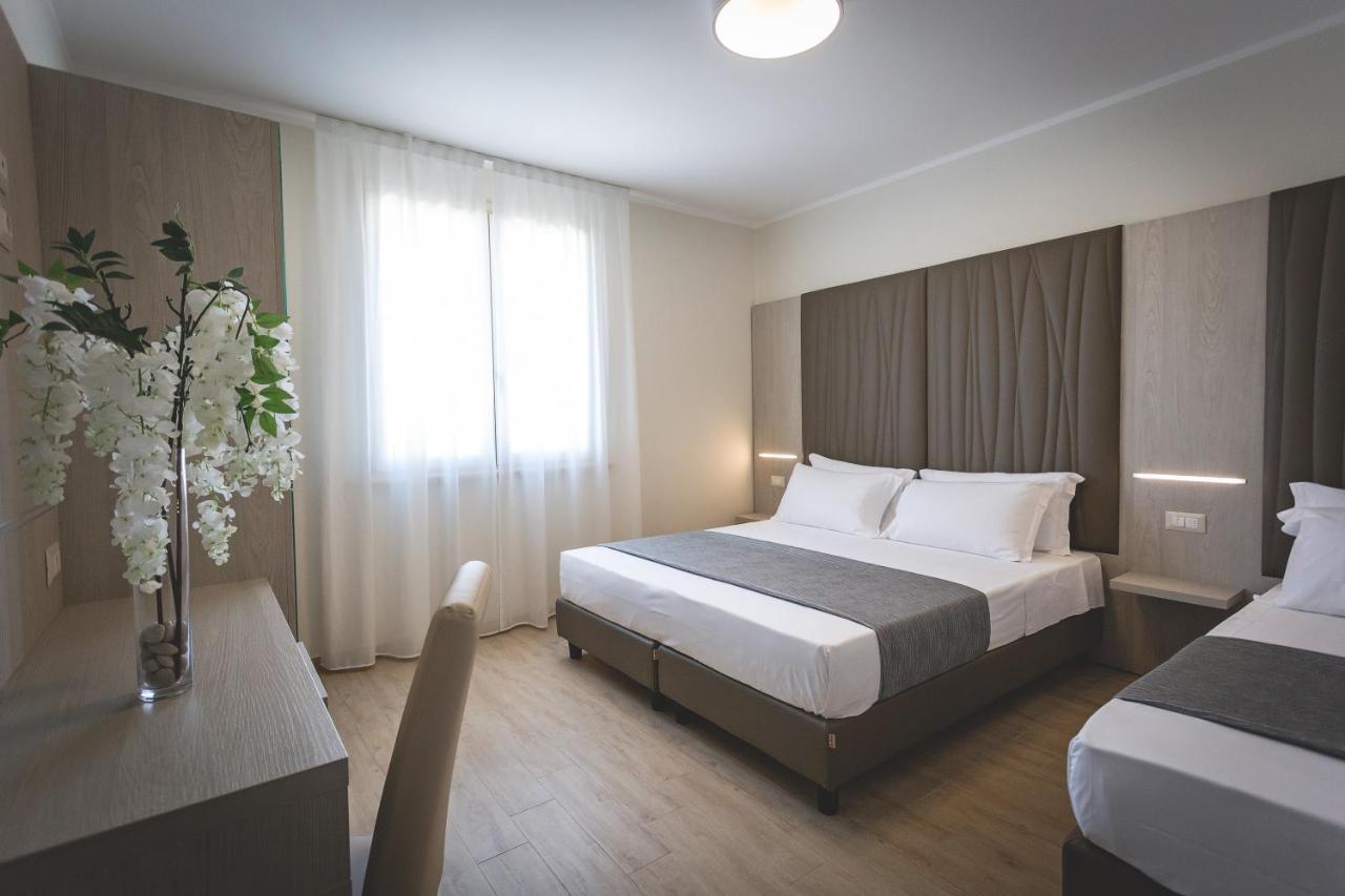 Hotel Residence Vallecorsa Розиньяно-Мариттимо Экстерьер фото